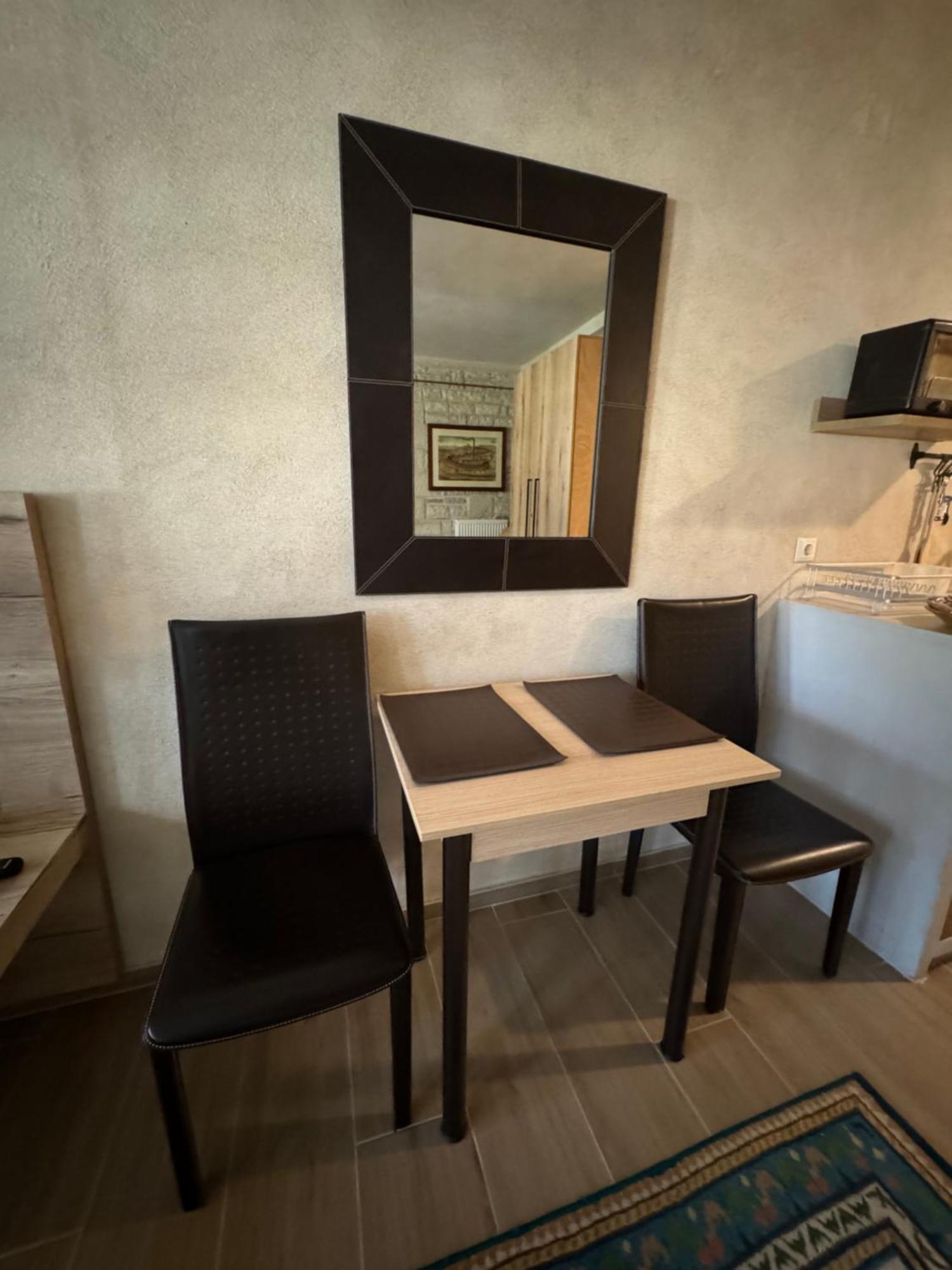 Апартаменты Aristi Boutique Stonehouse With Attic Экстерьер фото